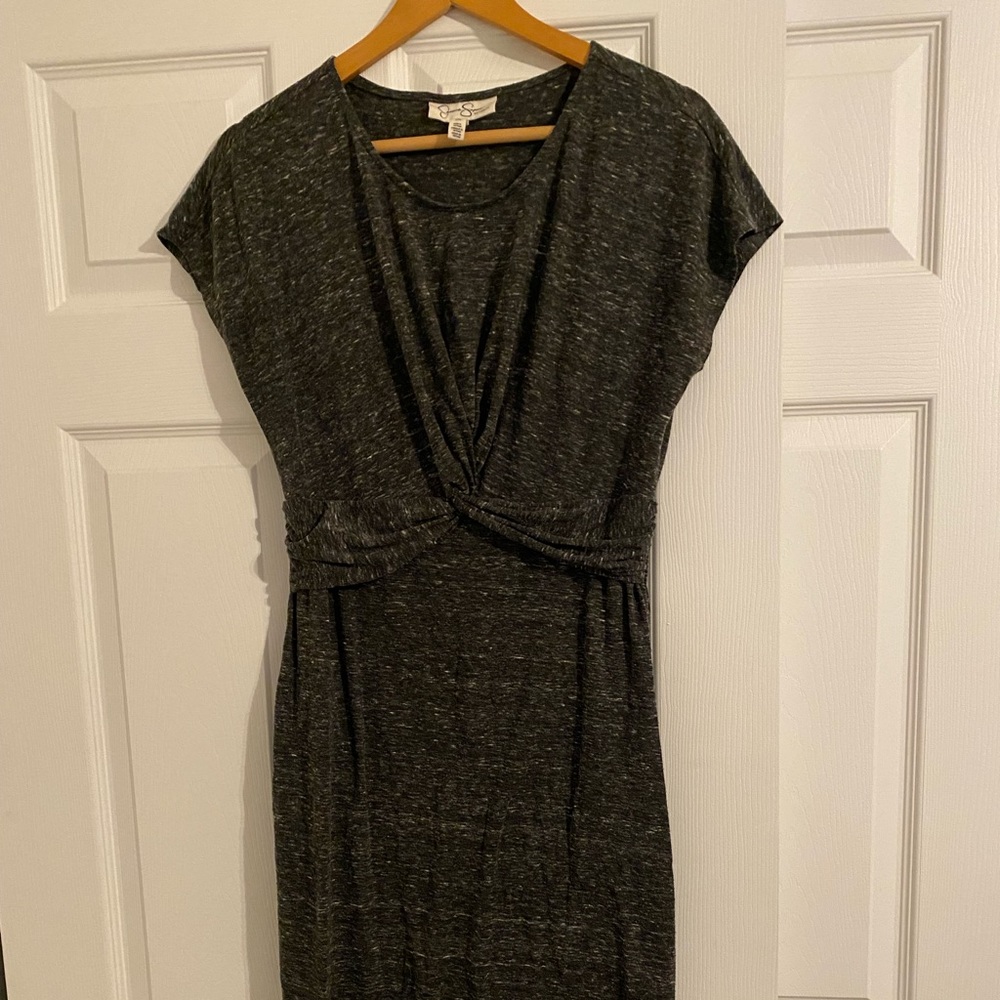 Maternity dress in gray from motherhood